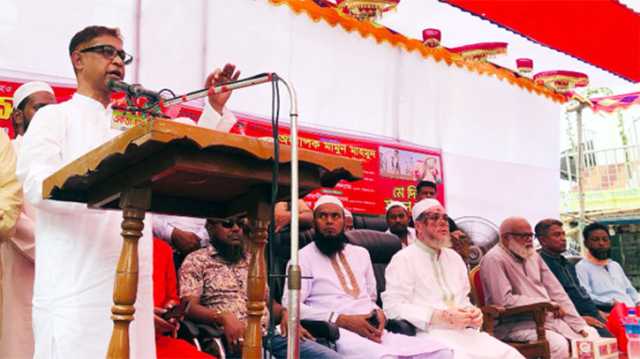 শ্রমিকরাই জীবন দিয়ে বাংলাদেশের মুক্ত পরিবেশ সৃষ্টি করেছে : মামুন মাহমুদ