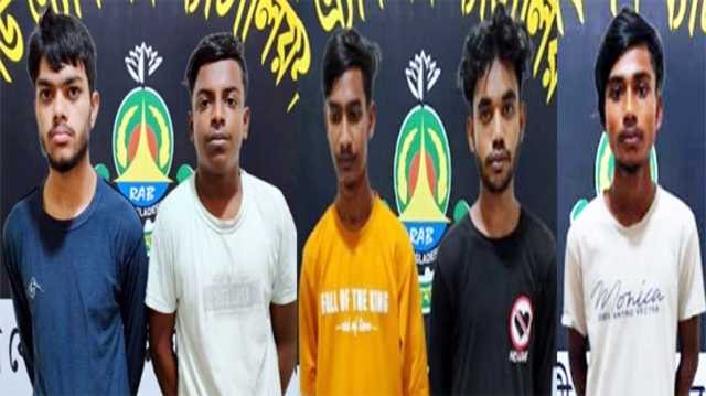 সিদ্ধিরগঞ্জে হোসিয়ারী শ্রমিক ফারুক হত্যায় গ্রেপ্তার ৫  