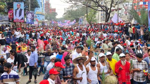 নারায়ণগঞ্জ জেলা বিএনপির সমাবেশে সর্বস্তরের নেতাকর্মীদের ঢল