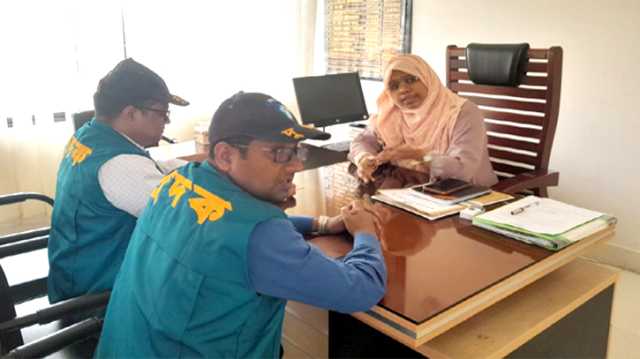 বন্দরে এলজিইডি অফিসে দুদকের অভিযান