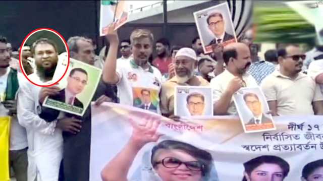 সিদ্ধিরগঞ্জে শেখ হাসিনার সাথে যুবদল নেতা স্বপনও আসামি!