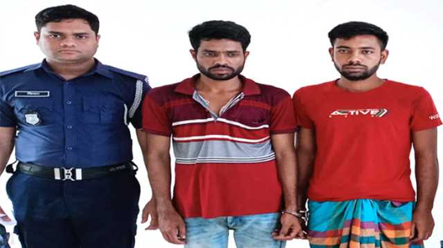 বন্দরে ট্রাক বোঝাই দু’টি অটোগাড়িসহ ২ যুবক আটক