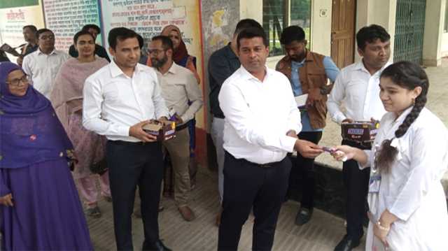 ভালো পড়ালেখা করতে হবে, মানুষের মত মানুষ হতে হবে : ডিসি