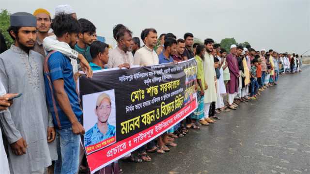 রূপগঞ্জে হাতুড়ি পিটায় গুরুতর আহত বিএনপি নেতার মৃত্যু : লাশ নিয়ে বিক্ষোভ, মানববন্ধন