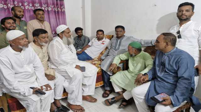 অসুস্থ মহানগর ছাত্রদলনেতা রতনের পাশে মহানগর বিএনপি