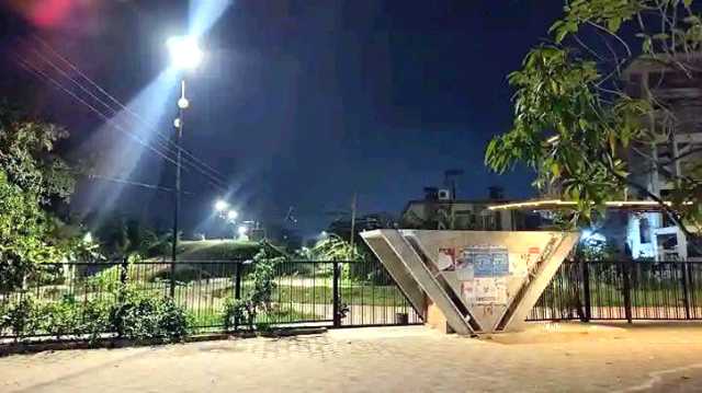 অনিরাপদ সিটি পার্কের পিছনে অংশ, দিনে-দুপুরে ছিনতাই