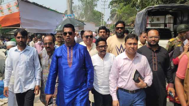 শুক্রবার লাঙ্গলবন্দে ব্রহ্মপুত্রে নদে মহা অষ্টমীর স্নানোৎসব শুরু