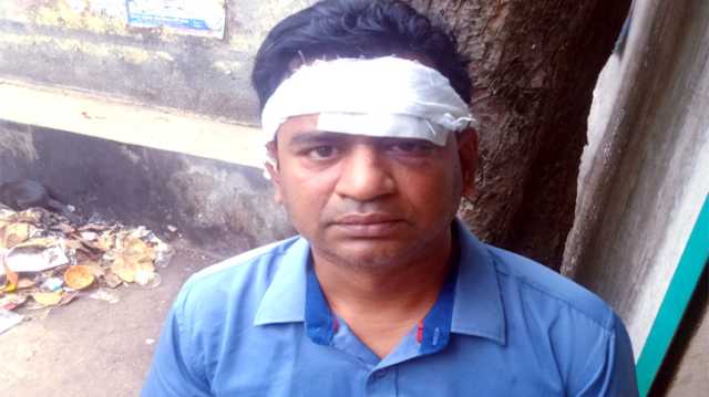 বন্দরে সৎ ভাই ও তার স্ত্রী সন্ত্রাসী হামলায় প্রবাসী ফেরৎ বড় ভাইসহ আহত ৩ 