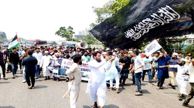 ইসরায়েল বিরোধী বিক্ষোভে উত্তাল ঢাকা-চট্টগ্রাম মহাসড়ক