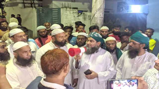 বন্দরে থানা সভাপতি উপর হামলাকারীদের দৃষ্টান্তমূলক শাস্তি দিতে হবে :মুফতি মাসুম বিল্লাহ 