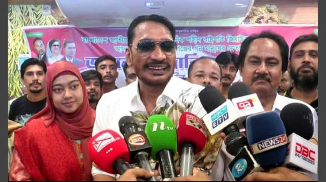 জাতীয় নির্বাচনে অংশ নিতে চান জাকির খান