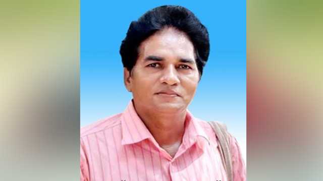  রৌদ্রছায়া প্রকাশ বইমেলা বেস্টসেলার অ্যাওয়ার্ড পেলেন প্রিন্স