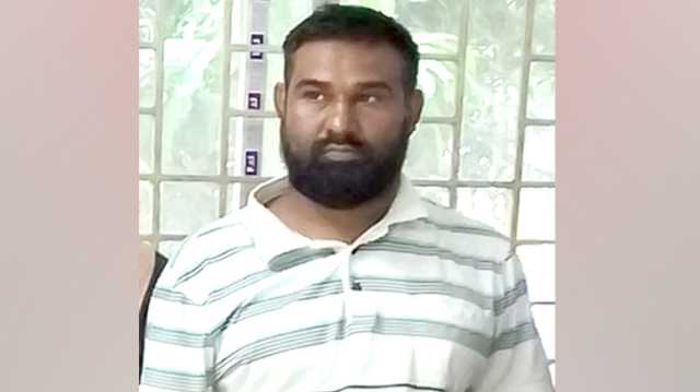 বন্দরে জাপাকর্মী দেলোয়ার গ্রেপ্তার  