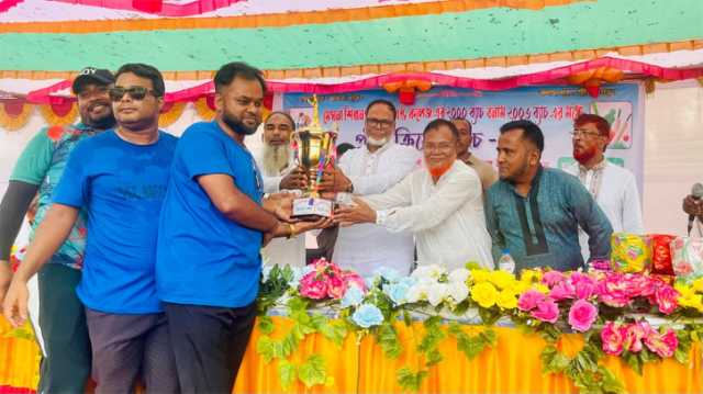তরুণ সমাজ রক্ষায় খেলাধুলার কোনো বিকল্প নেই : রফিকুল ইসলাম