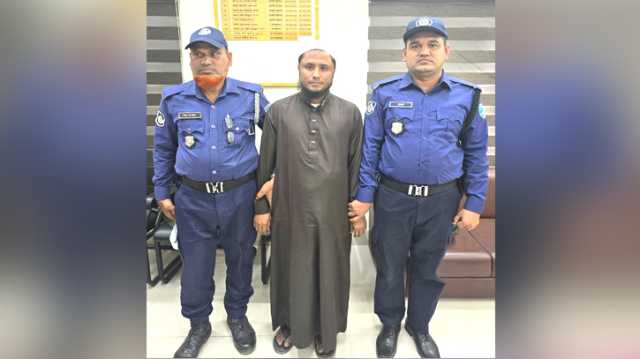 নারায়ণগঞ্জ পাসপোর্ট অফিসে রোহিঙ্গা যুবক আটক