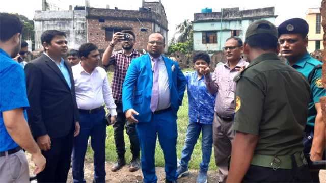 বন্দরে বিভিন্ন প্রত্নতাত্ত্বিক নিদর্শন পরিদর্শন করেছে বিচারপতি শেখ তাহসিন