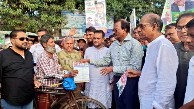 বিএনপি চেয়ারপার্সনের উপদেষ্টা হাবিবকে নিয়ে বাবুলের গণসংযোগ ও ৩১ দফার লিফলেট