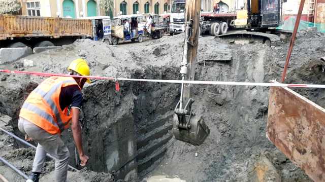 পঞ্চবটিতে পাইপলাইন ফেটে বন্ধ গ্যাস সরবরাহ, চরম ভোগান্তি