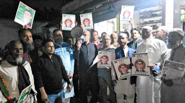 নাসিক ২নং ওয়ার্ডে ৩১ দফার প্রচার পত্র বিলি