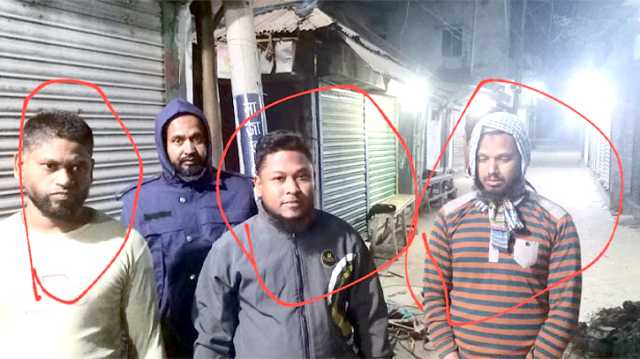 রূপগঞ্জে অবৈধ গ্যাস সংযোগের সময় আটক ৩