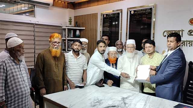 পূর্ব ইসদাইরের জলাবদ্ধতা নিরসন ও রাস্তার উন্নয়নের আশ্বাস দিলেন ডিসি