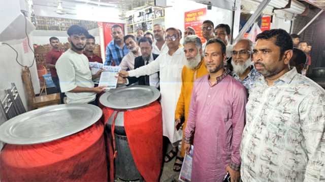 ১৩নং ওয়ার্ড বিএনপির কর্মীসভা ও ৩১দফার লিফলেট বিতরণ 