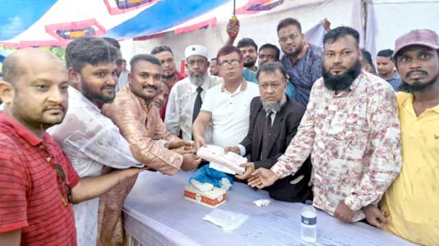বন্দর ইউনিয়ন বিএনপির প্রাথমিক সদস্য নবায়ন ও নতুন সদস্য ফরম বিতরণ 