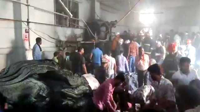 ফতুল্লায় পোশাক কারখানায় অগ্নিকাণ্ড