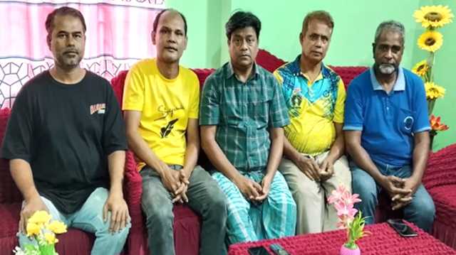  সাংবাদিক সেন্টুর শয্যাপাশে বন্দর পেশাদার সাংবাদিক ফোরাম