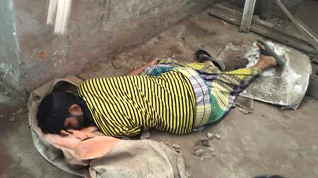 ফতুল্লায় পরিত্যাক্ত দোকান থেকে যুবকের লাশ উদ্ধার, স্বজনদের দাবি হত্যা