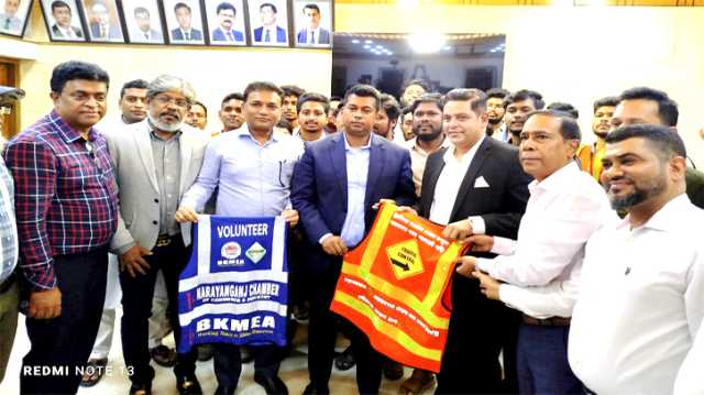 শহরের যানজট সমস্যা নিরসনে ডিসি’র সাথে চেম্বার নেতৃবৃন্দের সভা