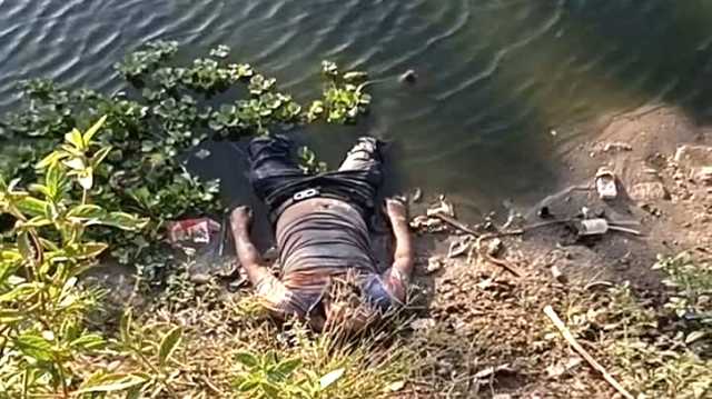রূপগঞ্জে ট্রাকের ধাক্কায় খাদে পড়ে পোশাক কারখানার শ্রমিক নিহত 