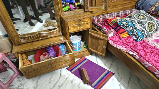 সোনারগাঁয়ে দুর্ধর্ষ ডাকাতি, নগদ টাকাসহ স্বর্ণালংকার লুট