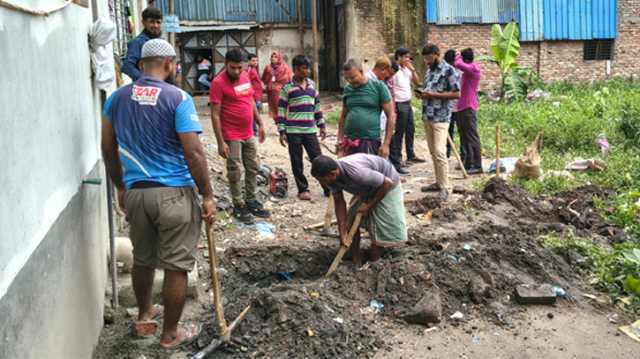 ফতুল্লায় ডাইং কারখানা ও বাসা-বাড়ির ৩ শতাধিক অবৈধ গ্যাস সংযোগ বিচ্ছিন্ন, জরিমানা
