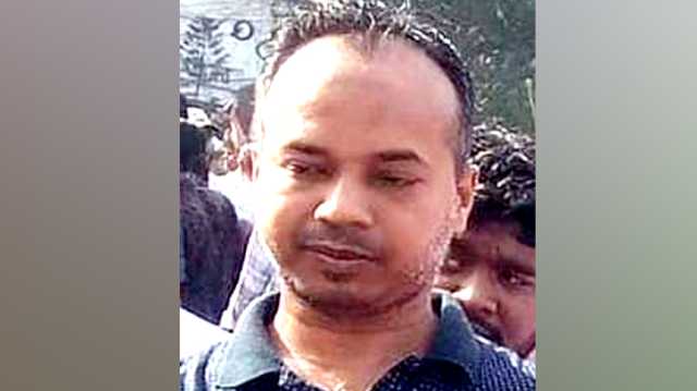 সম্পত্তি লিখে না দেয়ায় গর্ভধারিণী মাকে কাঠগড়ায় দাঁড় করালো কুলাঙ্গার সন্তান