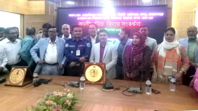 বন্দরে ইউএনও ও ওসির বিদায় সংবর্ধনা অনুষ্ঠিত  