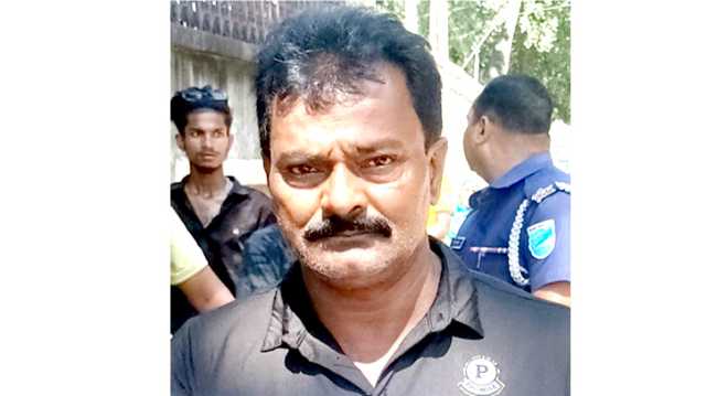 বন্দরে গাঁজাসহ মাদক কারবারি জাহাঙ্গীর গ্রেপ্তার 