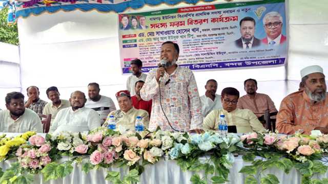 সাবধান হয়ে যান, বিএনপিকে নিয়ে সমালোচনা করবেন না : টিপু 