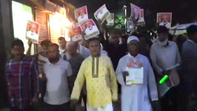 সোনারগাঁয়ে কৃষক দলের লিফলেট বিতরণ ও গণসংযোগ