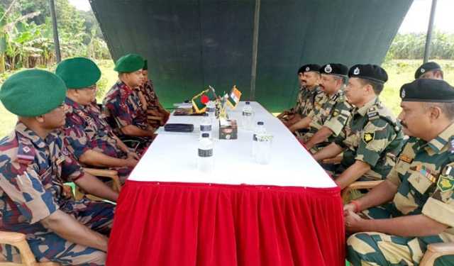 মেহেরপুর সীমান্তে বিজিবি-বিএসএফ পতাকা বৈঠক