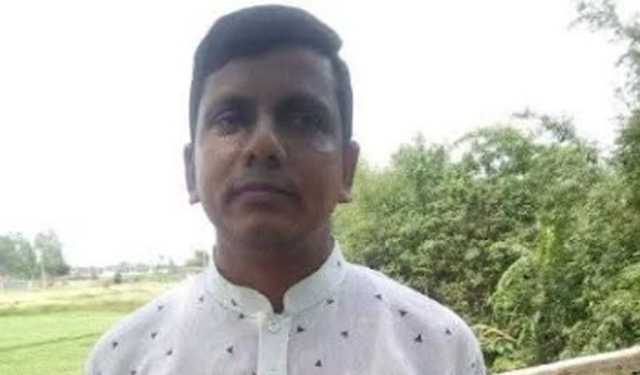 হাতুড়ি নিয়ে যুবদল নেতাকে যুবলীগ নেতার ধাওয়া