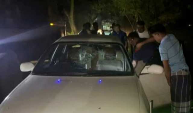 নাটোরে প্রাইভেটকারের চালককে গলা কেটে হত্যা