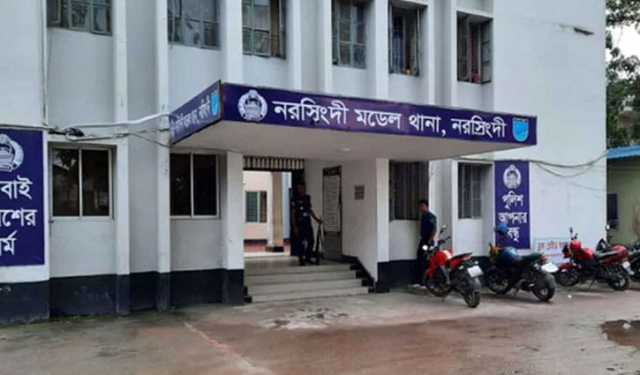 ভোররাতে রণক্ষেত্র: নরসিংদীতে নিহত ১, গুলিবিদ্ধ ৫