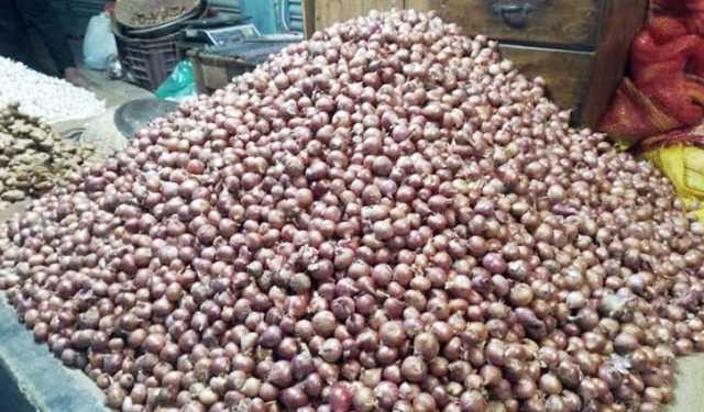 হিলিতে পেঁয়াজের বাজার ঊর্ধ্বগতি