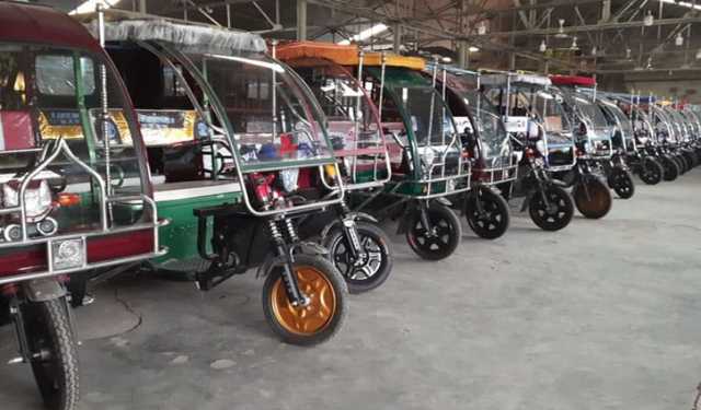 অটোরিকশায় আসছে নীতিমালার লাগাম