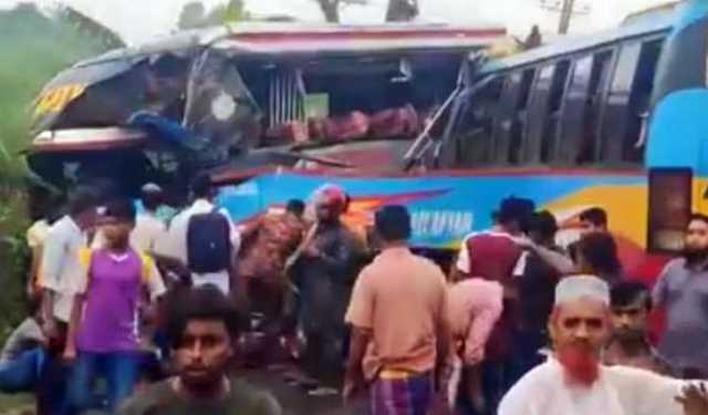 ময়মনসিংহে দুই বাসের মুখোমুখি সংঘর্ষে নিহত ২, আহত ১০