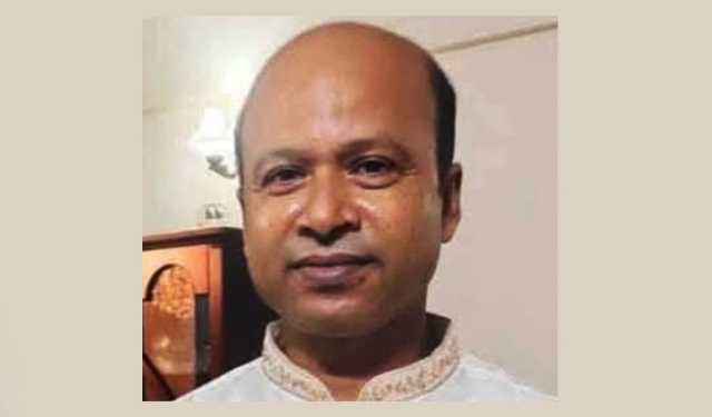 হজে যাওয়ার সময় বিমানবন্দর থেকে আ.লীগ নেতা গ্রেপ্তার 