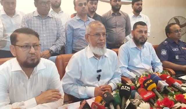 অতীতের বিতর্কিত কর্মকর্তারা নির্বাচনী দায়িত্বে নয়: ইসি আনোয়ার