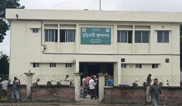 টানা ৯ দিন বন্ধ থাকছে বুড়িমারী স্থলবন্দর 