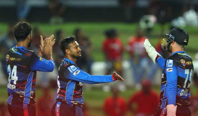 নিয়ন্ত্রিত বোলিং করেও দলের হার এড়াতে পারলেন না সাকিব